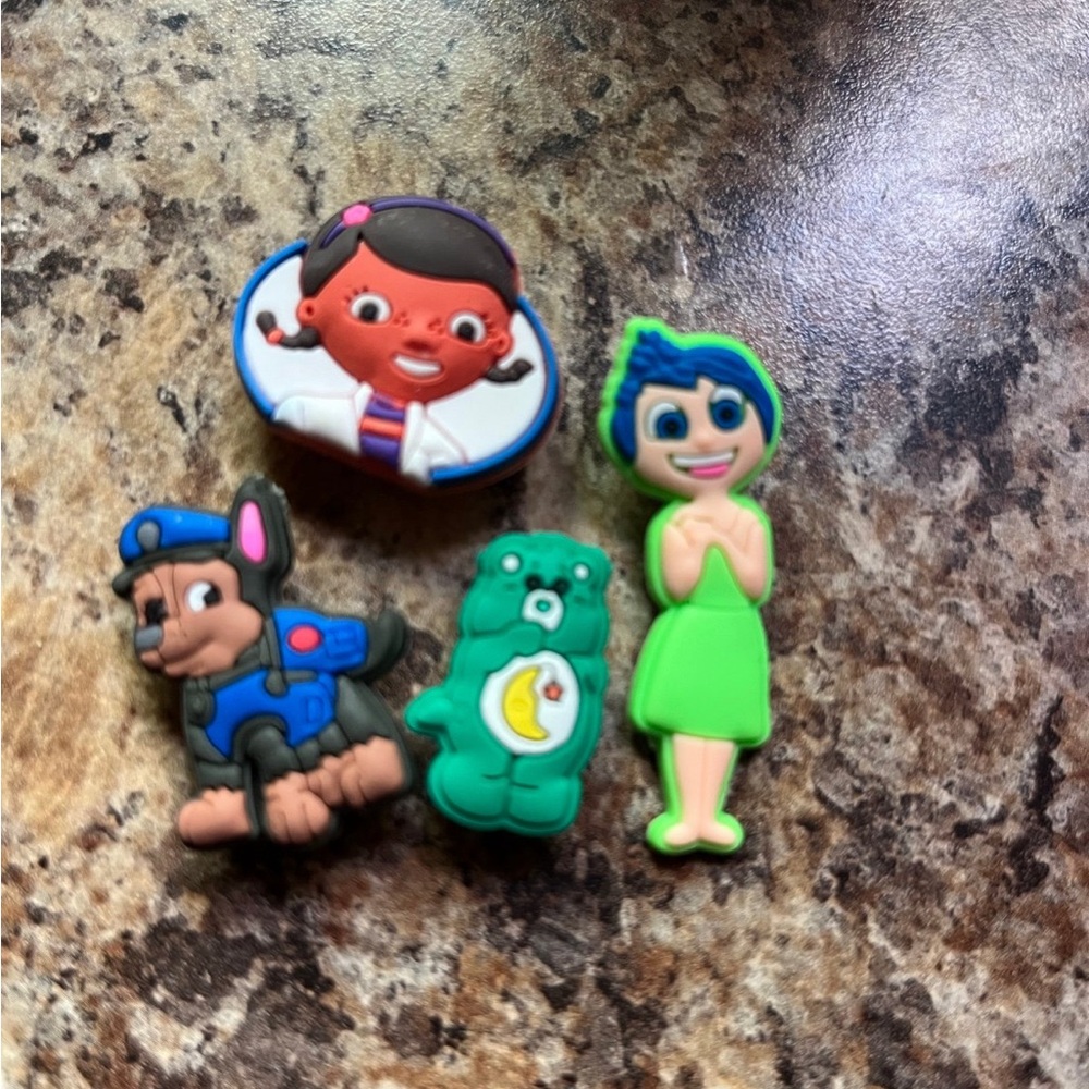 Croc charms